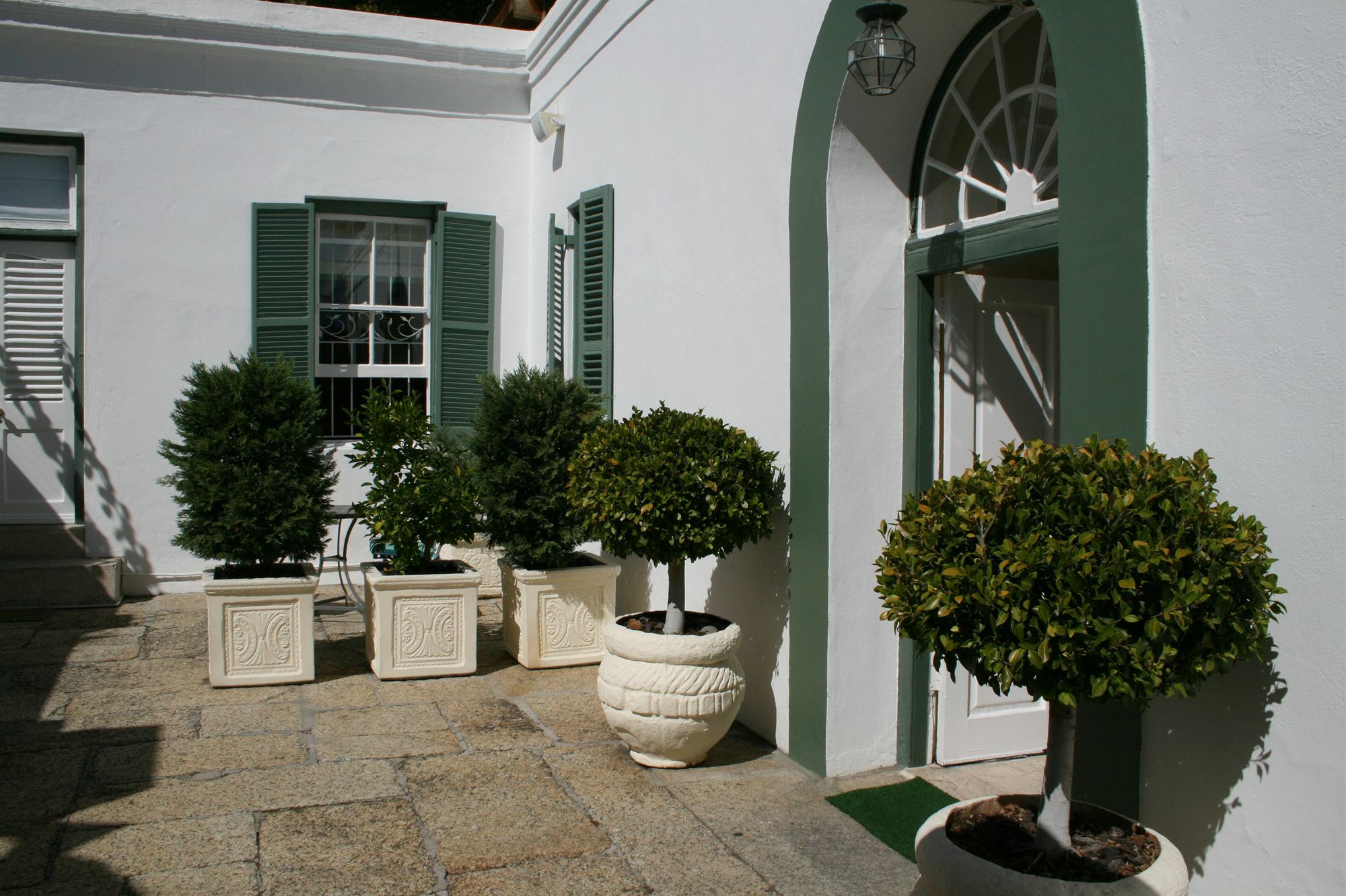Africanhome Guesthouse Cape Town Exterior photo