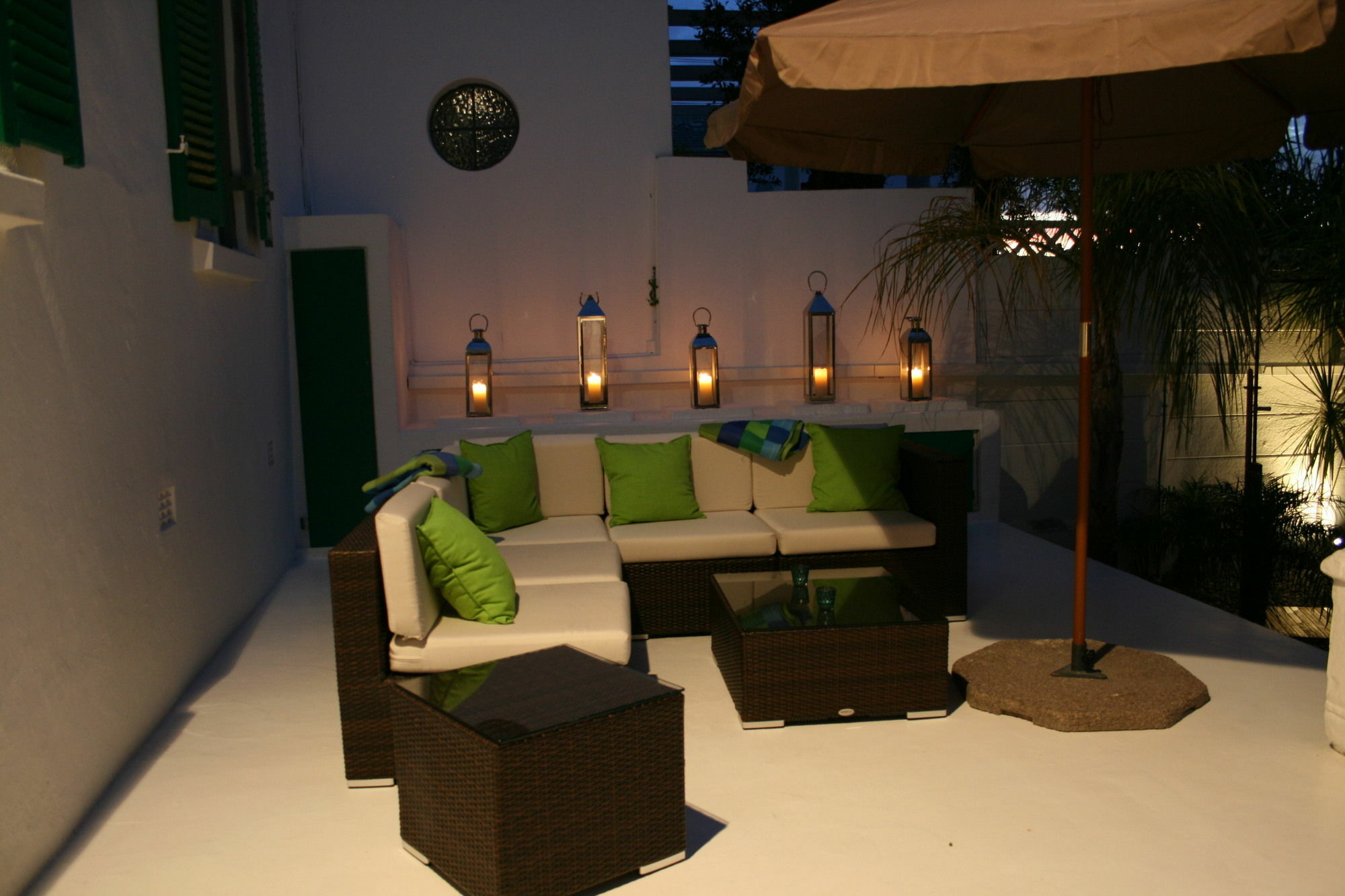 Africanhome Guesthouse Cape Town Exterior photo